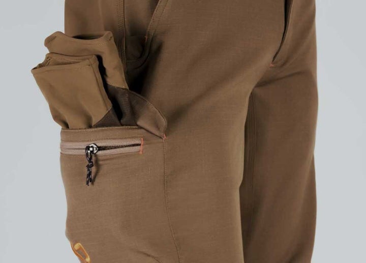 Double Sided Cargo Pockets - Detail