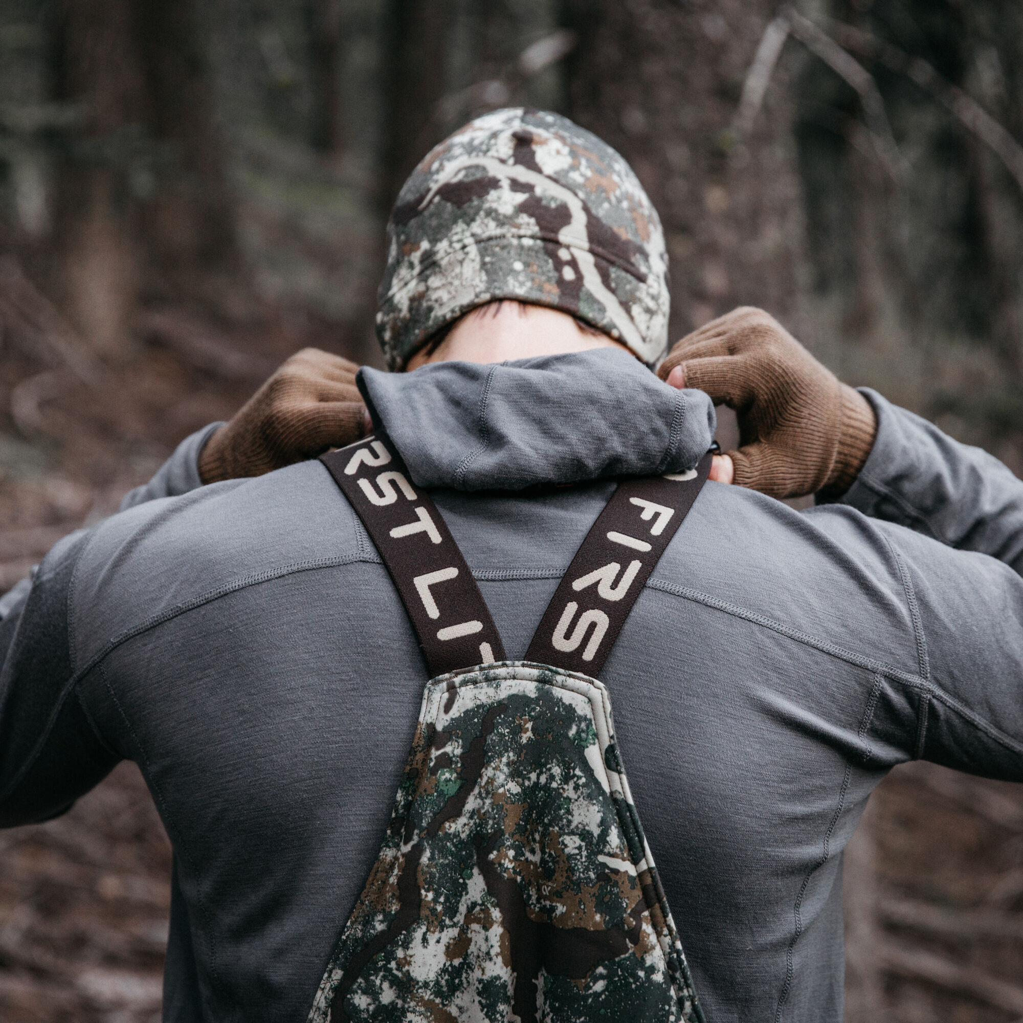 Sanctuary discount camo sweatshirt