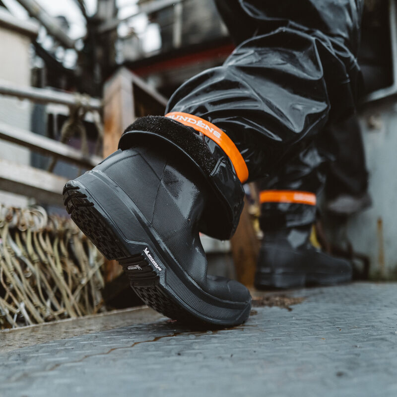 Grundéns Crewman 15" Boot image number 5